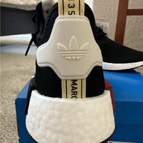 Adidas THEBE MAGUGU item code GX2074 - Picture 4 of 5